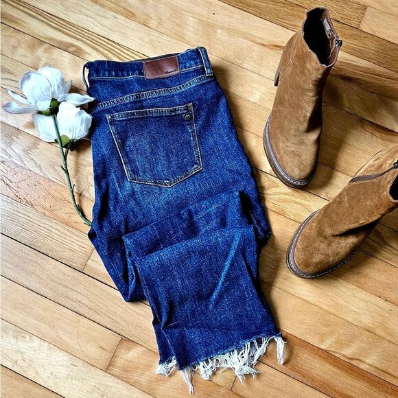 Madewell Denim - Madewell Indigo Cropped Jeans with Frayed Hem